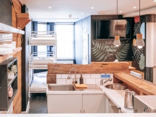 Infinity Plaza Apartment | Sleeps 10 thumbnail