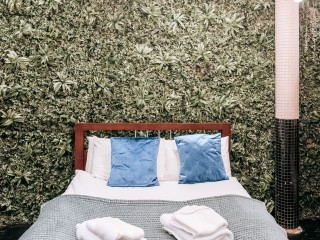 Infinity Plaza Apartment | Sleeps 10 thumbnail