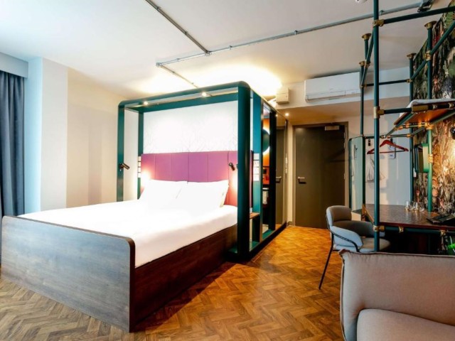 Yotel Hotel Deansgate image