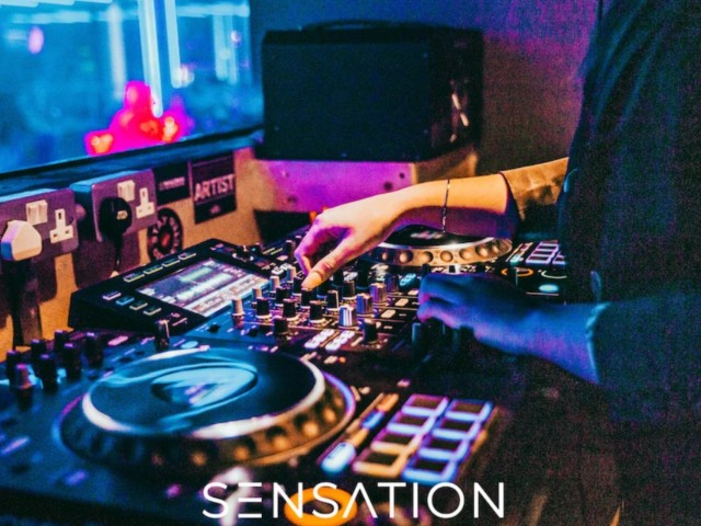 Club Entry | Sensation Bar image