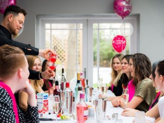 Mobile Cocktail Making Class thumbnail