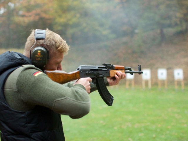 Shooting Package | AK-47 + 3 Guns image