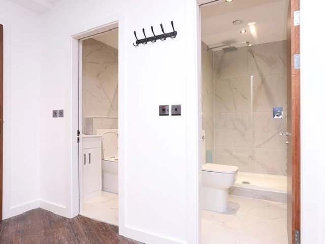 Bling | Rio Party Pad Sleeps 12 image