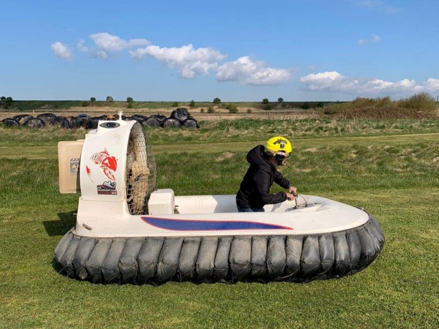 Hovercraft Duels image