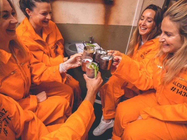 Alcotraz Cocktail Experience image