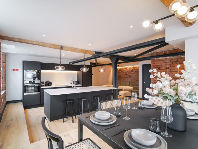 Omnia | Sleeps 12 image