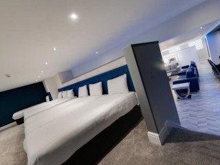 Temple Court Apartments thumbnail