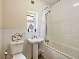 Ground Floor Apartment | Sleeps 10 - 12 thumbnail