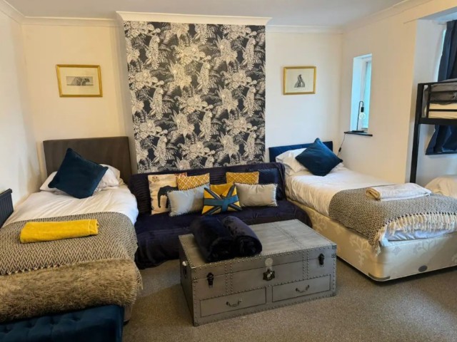 Duplex Apartment With Hot Tub | Sleeps upto 22 image