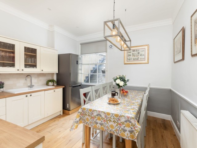 17 Sleeper Mignon Townhouse image