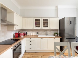 17 Sleeper Mignon Townhouse thumbnail