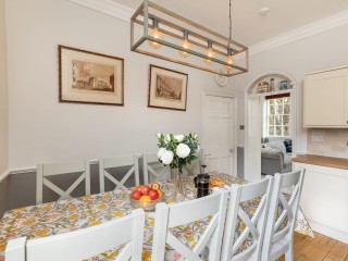 17 Sleeper Mignon Townhouse thumbnail