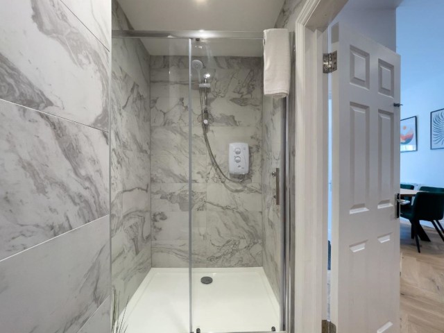 A Stones Throw Apartment | Sleeps 8 image