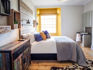 18 Sleeper House thumbnail