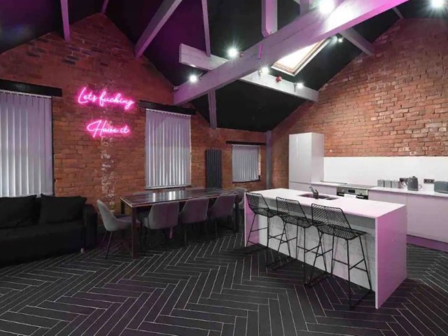 Casa Nomade Penthouse | Sleeps 20 image