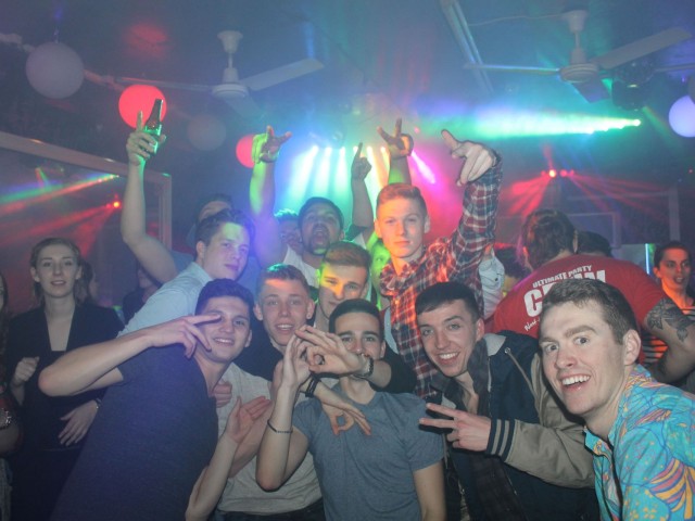 Bar Crawl | Group image