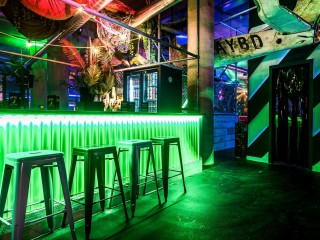 1 x Round | Junkyard Golf thumbnail