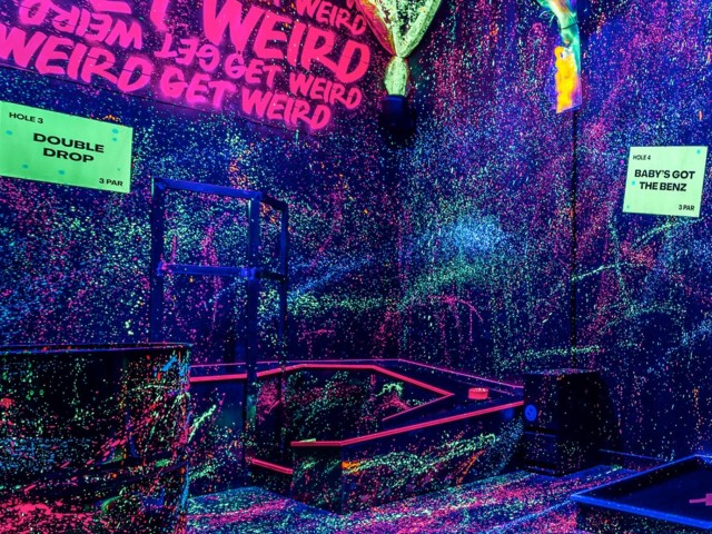 1 x Round | Junkyard Golf image