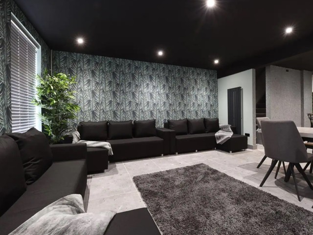 La Jungle Du Swan Apartment | Sleeps 23 image