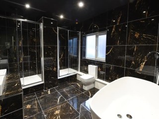 La Jungle Du Swan Apartment | Sleeps 23 thumbnail