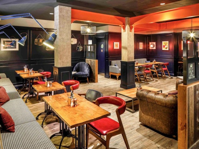 Ibis Portland Street image