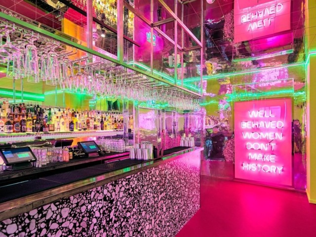 Tonight Josephine | Girls Just want to have fun 80's image