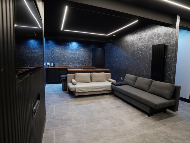 Mason Street Basement Apartment 1 - Nero Suite | Sleeps 14 image