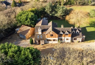 The Large House | Sleeping 25