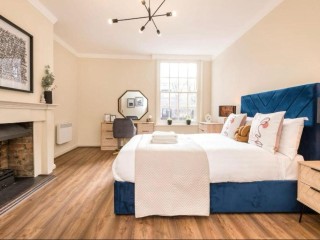 20 Sleeper Townhouse | Rodney Street thumbnail