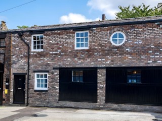 Roscoe House | Sleeps 16 thumbnail