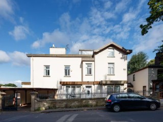 Large House With Pool | Sleeps 24 thumbnail