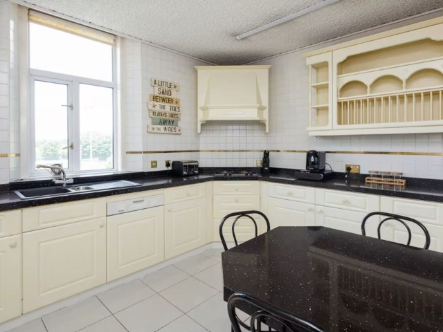 Large House With Pool | Sleeps 24 image