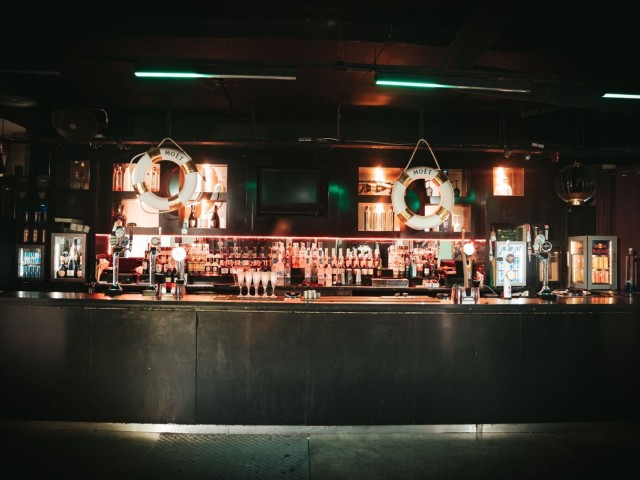 Table and Drinks Bronze | The MCR Lounge image