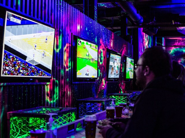 Arcade Games & Drinks | NQ64 image