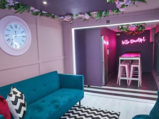 Copper and Blossom | 12 Sleeper thumbnail