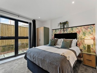 14 Sleeper Apartment With Games Room thumbnail