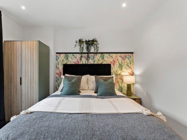 14 Sleeper Apartment With Games Room image