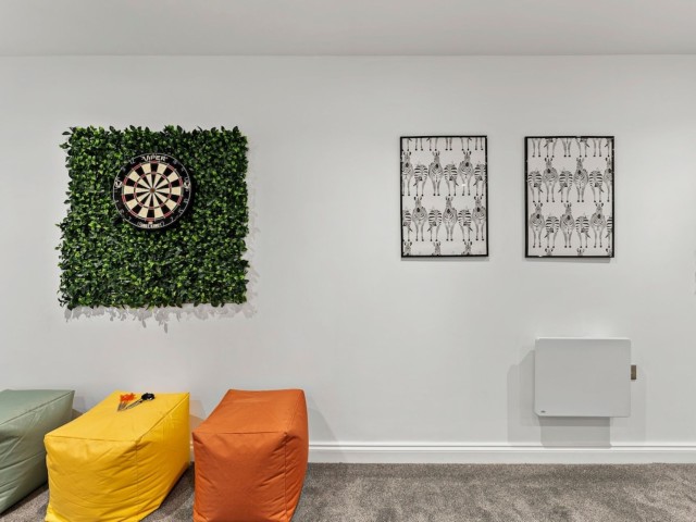 14 Sleeper Apartment With Games Room image