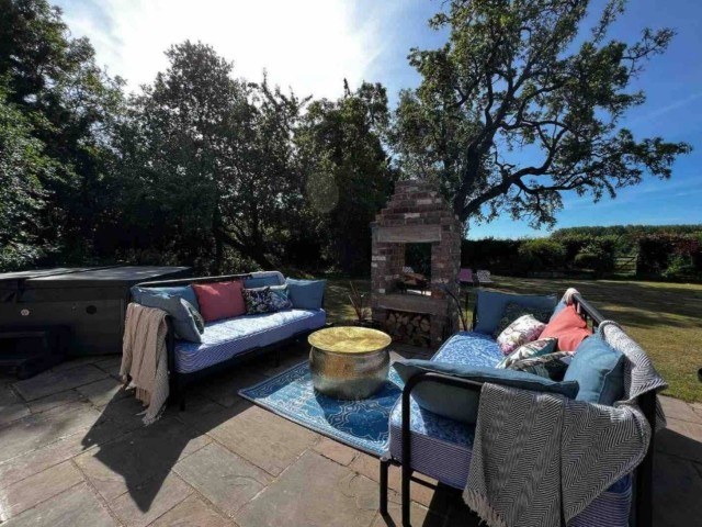 22 Sleeper House with Hot Tub and Games Room image