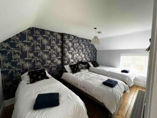 22 Sleeper House with Hot Tub and Games Room thumbnail