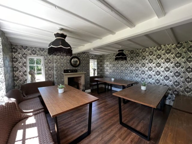 22 Sleeper House with Hot Tub and Games Room image