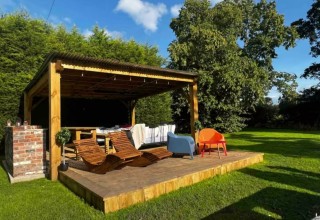 22 Sleeper House with Hot Tub and Pool Table