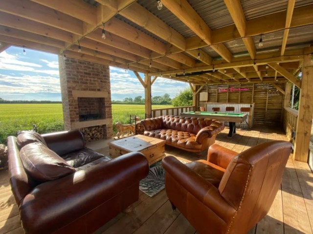 20 Sleeper House with Hot Tub image
