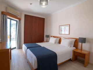 Vila Petra Aparthotel thumbnail
