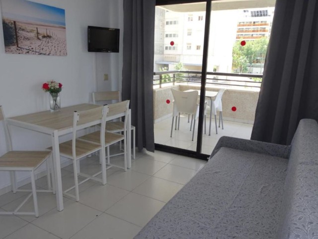 Luxmar Apartments image