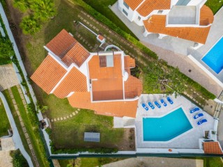 12 Sleeper Villa | Kailua thumbnail