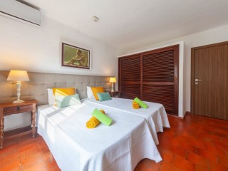 12 Sleeper Villa | Kailua thumbnail