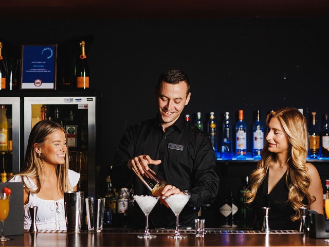 Cocktail Class and Free Bet | Casino image