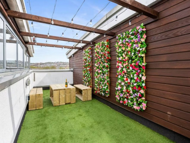 Scandi Townhouse | Sleeps 15 image