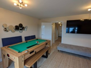 8-10 Sleeper House with Hot Tub thumbnail